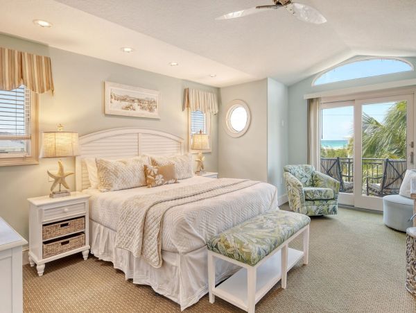 Siesta Key Vacation Duplex Three Bedroom Walk to Beach