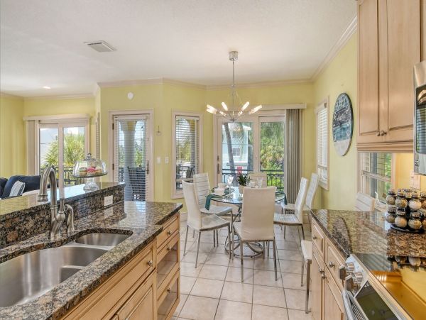 Siesta Key Vacation Duplex Three Bedroom Walk to Beach