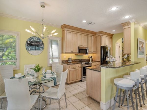 Siesta Key Vacation Duplex Three Bedroom Walk to Beach