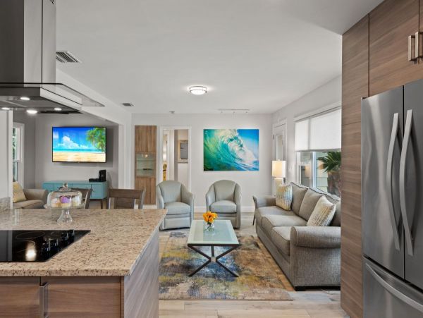 Siesta Key Vacation Home Outdoor Oasis with Private Pool