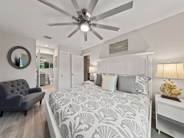 Siesta Key Vacation Home Outdoor Oasis with Private Pool