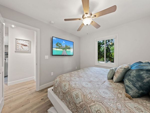Siesta Key Vacation Home Outdoor Oasis with Private Pool