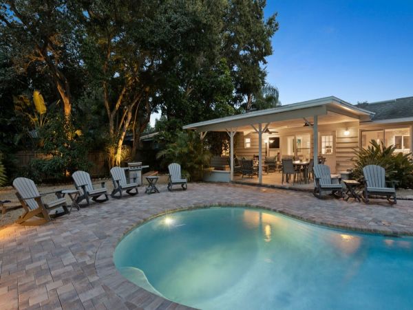 Siesta Key Vacation Home Outdoor Oasis with Private Pool