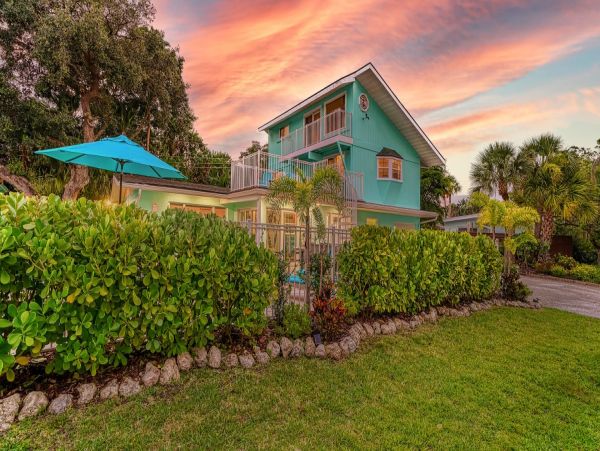 Sarasota Vacation Home Five Bedroom