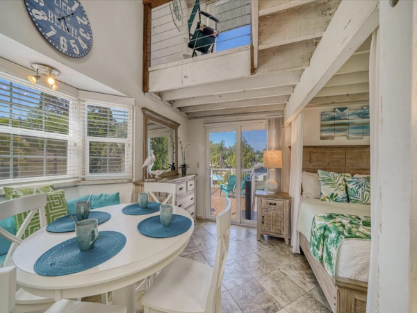 Sarasota Vacation Home Five Bedroom