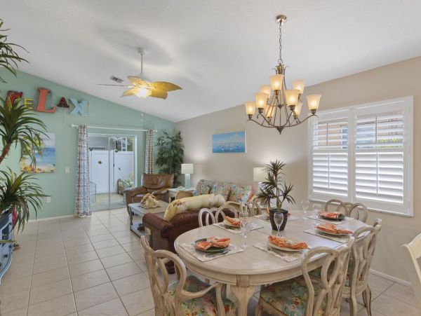 Sarasota Vacation Cottage with Heated Pool