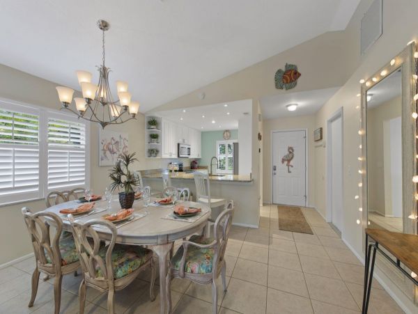 Sarasota Vacation Cottage with Heated Pool