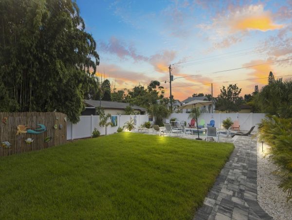 Sarasota Vacation Cottage with Heated Pool