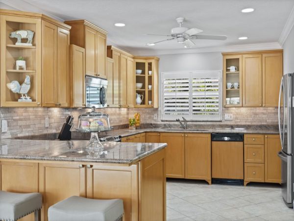 Siesta Key Sleeps 10