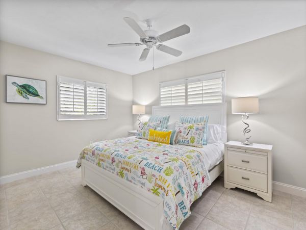 Siesta Key Sleeps 10