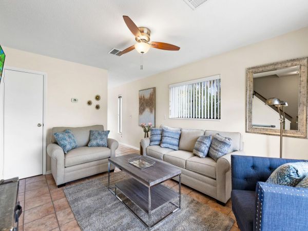 Siesta Key Florida Vacation Home with Pool & Village Location