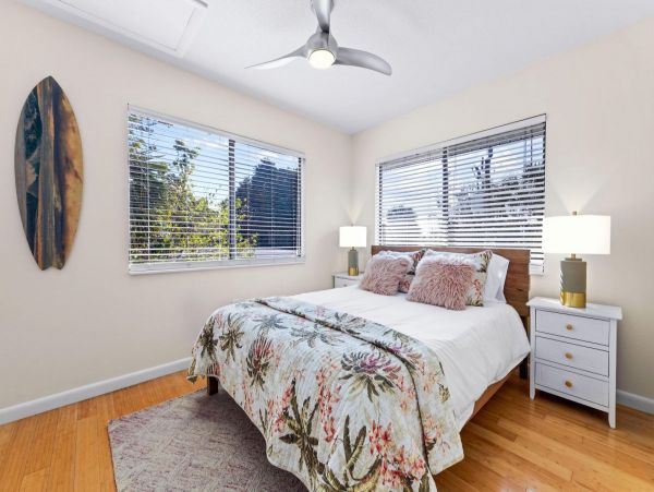 Siesta Key Florida Vacation Home with Pool & Village Location