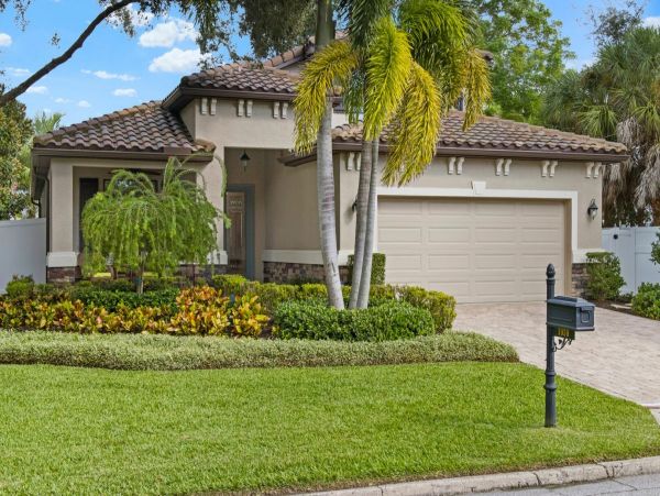 Sarasota Vacation Home with Four Bedrooms & Pool