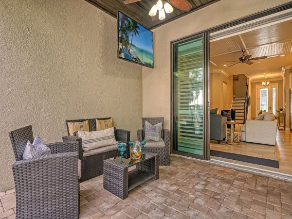 Sarasota Vacation Home with Four Bedrooms & Pool