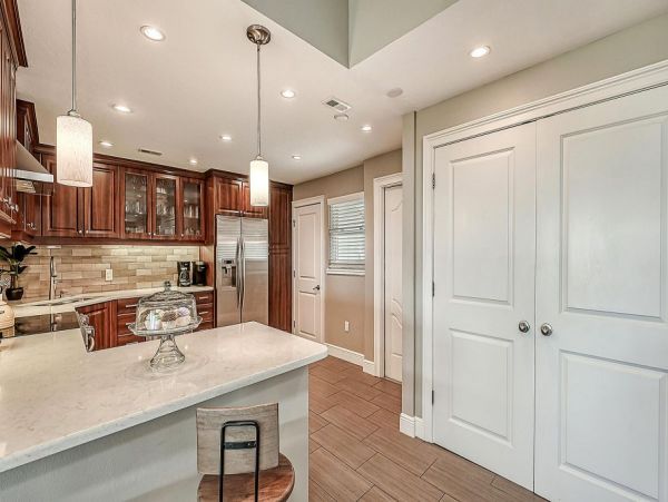 Beachfront Three Bedroom Siesta key Vacation Rental