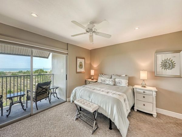 Beachfront Three Bedroom Siesta key Vacation Rental