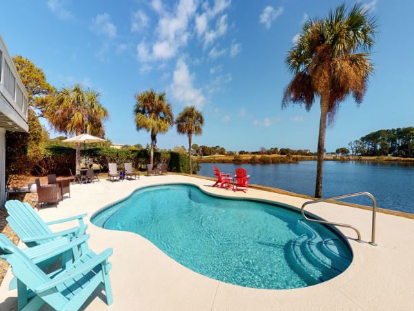 Hilton Head Vacation Pool Home Five Bedroom