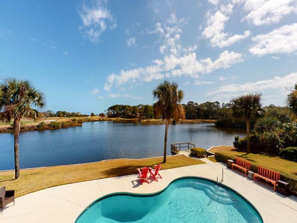 Hilton Head Vacation Pool Home Five Bedroom