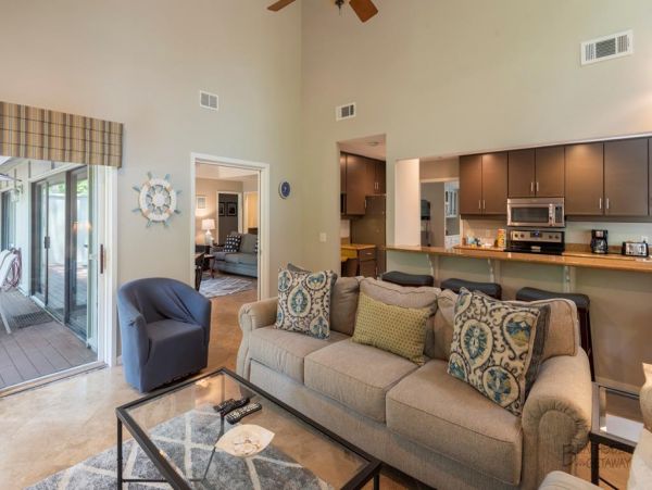 HILTON HEAD 4 BEDROOMS SLEEPS 12