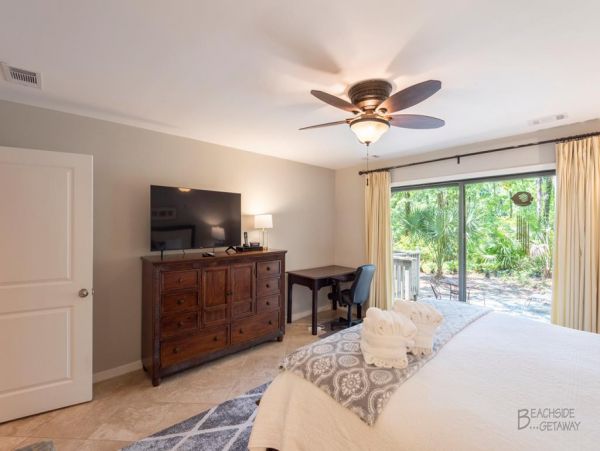 HILTON HEAD 4 BEDROOMS SLEEPS 12
