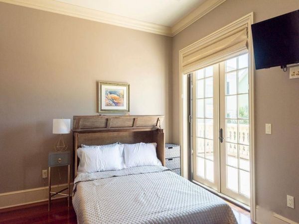 Steps to Beach Vacation Home in Hilton Head Sleeps 12 Guests
