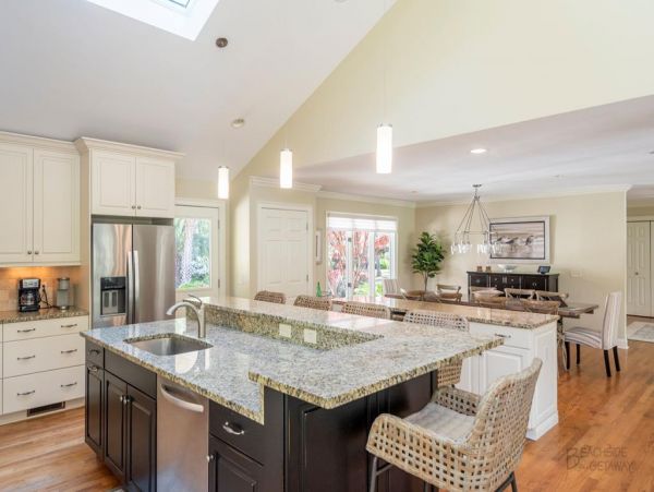 Hilton Head Lovely Villa Call Today.