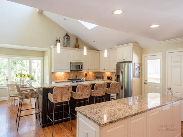 Hilton Head Lovely Villa Call Today.