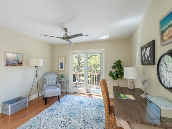 Hilton Head Lovely Villa Call Today.