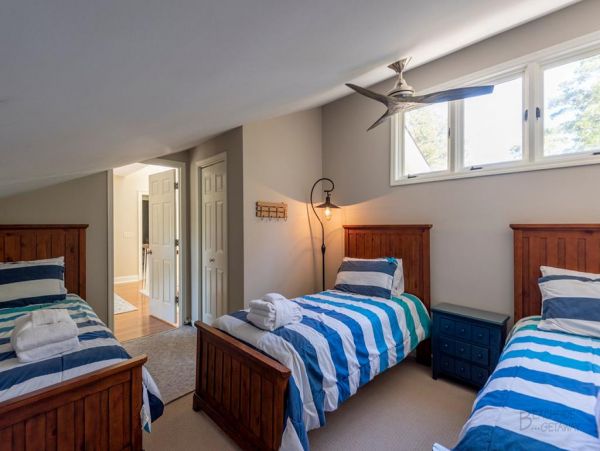 Hilton Head Lovely Villa Call Today.