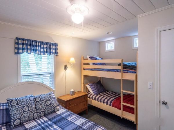Hilton Head Vacation Home Three Bedroom Walk to  Beach