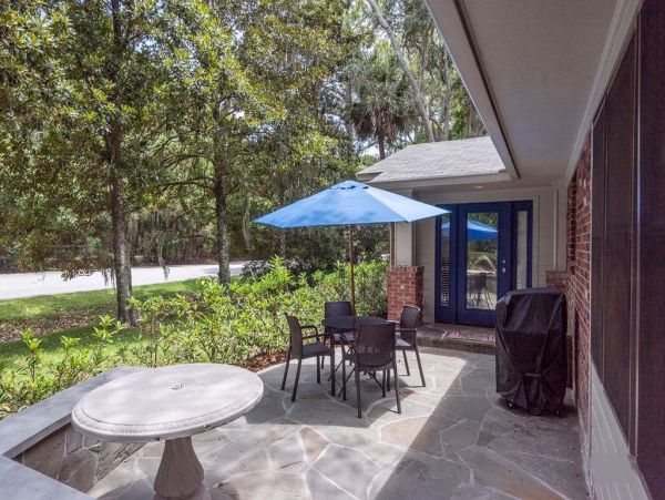 Hilton Head Vacation Home Three Bedroom Walk to  Beach