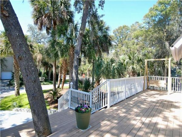 Three Bedroom Beach Getaway in Hilton Head Sleeps 9 Guests