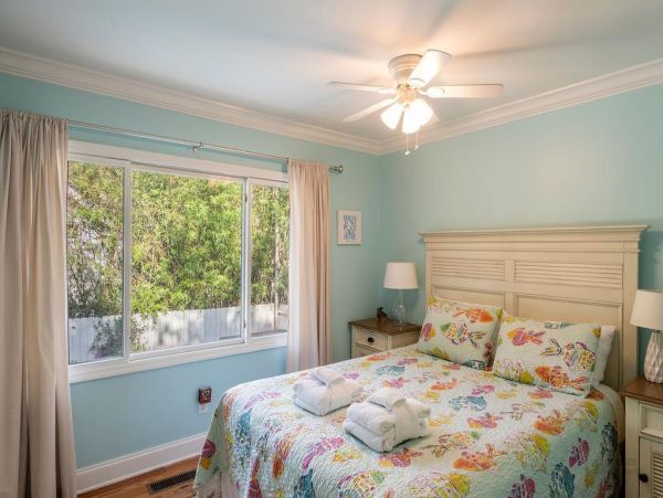 Three Bedroom Beach Getaway in Hilton Head Sleeps 9 Guests