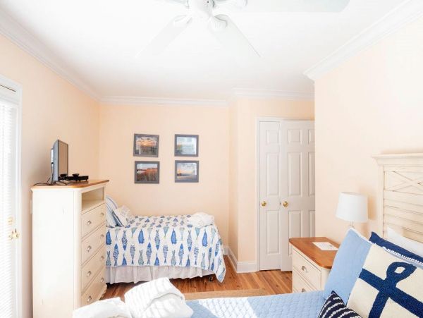 Three Bedroom Beach Getaway in Hilton Head Sleeps 9 Guests