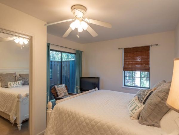 Hilton Head Vacation Rental Spacious North Forest Beach Home with Pool