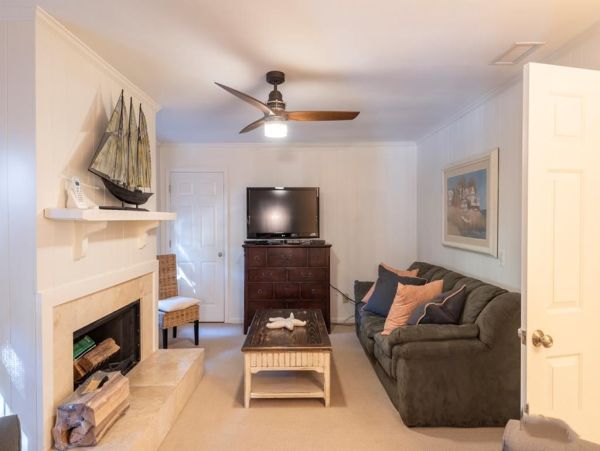 Hilton Head Vacation Rental Spacious North Forest Beach Home with Pool