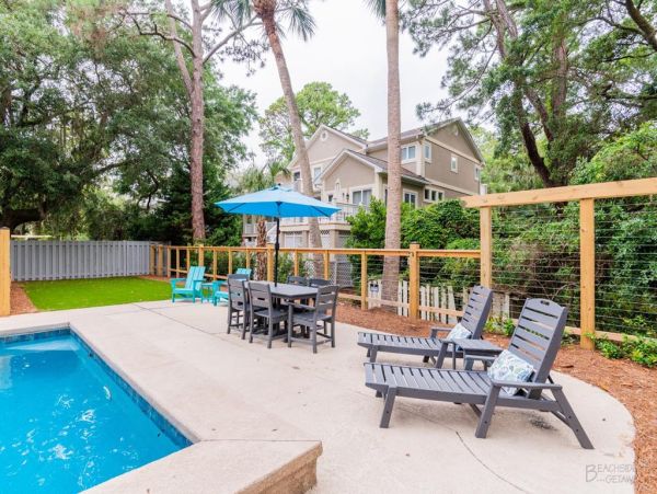 Spacious Second-Row Hilton Head Beach Retreat - Private Pool, Steps to the Send