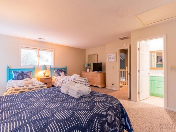 Spacious Second-Row Hilton Head Beach Retreat - Private Pool, Steps to the Send