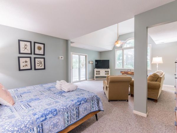 Spacious Second-Row Hilton Head Beach Retreat - Private Pool, Steps to the Send