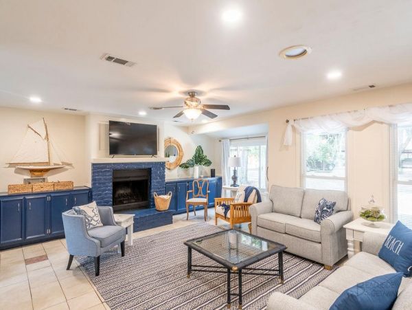 HILTON HEAD MAIN HOME PLUS COTTAGE SLEEPS 16