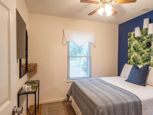 HILTON HEAD MAIN HOME PLUS COTTAGE SLEEPS 16