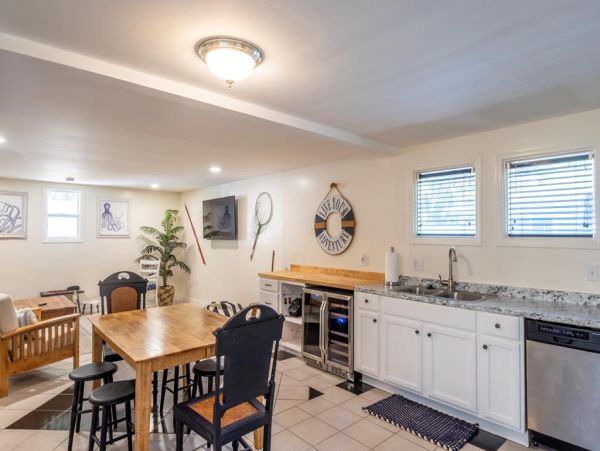 HILTON HEAD MAIN HOME PLUS COTTAGE SLEEPS 16