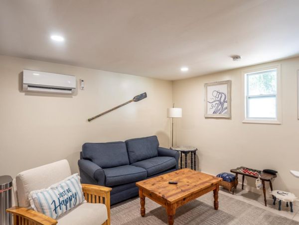 HILTON HEAD MAIN HOME PLUS COTTAGE SLEEPS 16