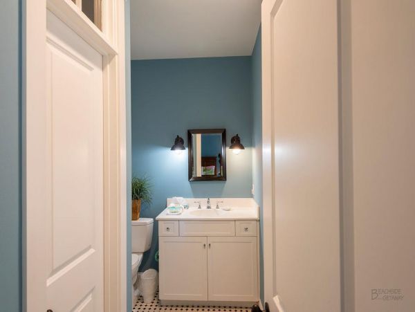 HILTON HEAD 6 BEDROOM POOL HOME SHORT WALK TO BEACH
