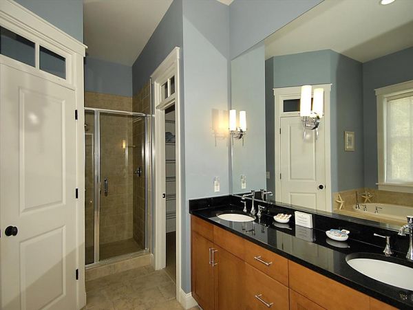 HILTON HEAD 6 BEDROOM POOL HOME SHORT WALK TO BEACH