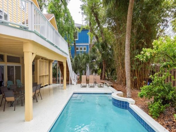 Hilton Head Walk to Beach Five Bedroom Vacation Home