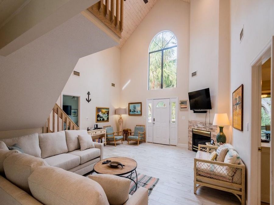 Hilton Head Walk to Beach Five Bedroom Vacation Home