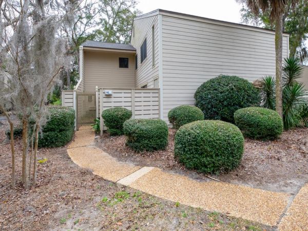 4 Bedroom Hilton Head House walk to beach
