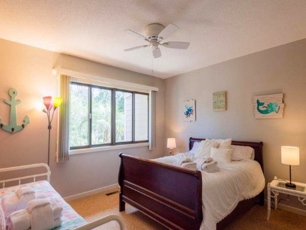 4 Bedroom Hilton Head House walk to beach