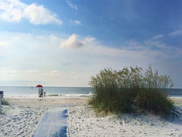 Hilton Head 4 Bedroom Home Close to Beach Private Pool & Spa